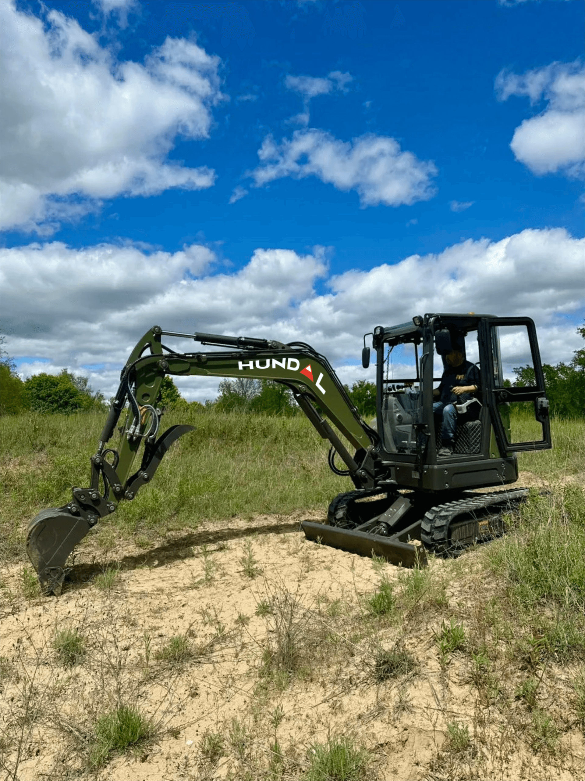 HUNDAL Hundal SkidLoader thumbnail