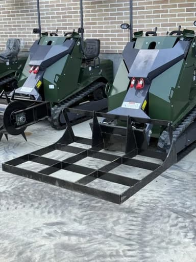 Hundal SkidLoader thumbnail